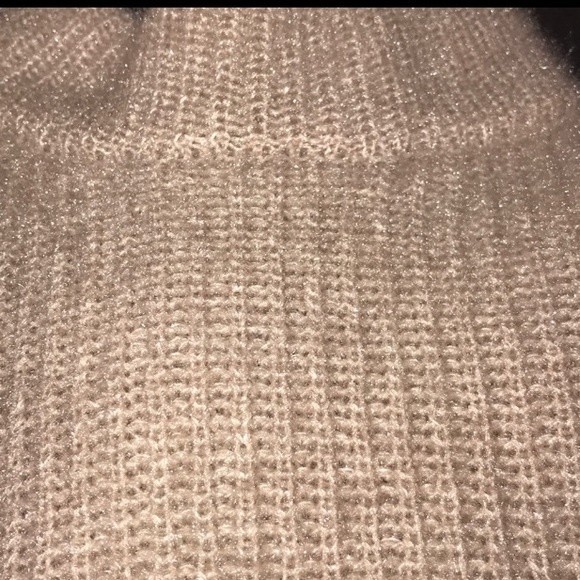 Romeo & Juliet Sweater ribbed Mock neck Puff shoulders beige size M - Picture 11 of 17